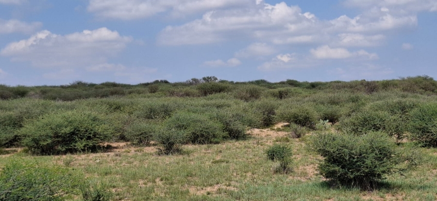 4 Bedroom Property for Sale in Jan Kempdorp Rural Northern Cape